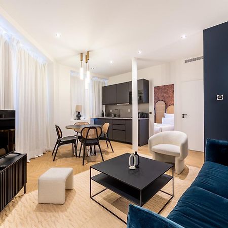 Lovely Apartment Close To Eiffel Tower Париж Екстериор снимка
